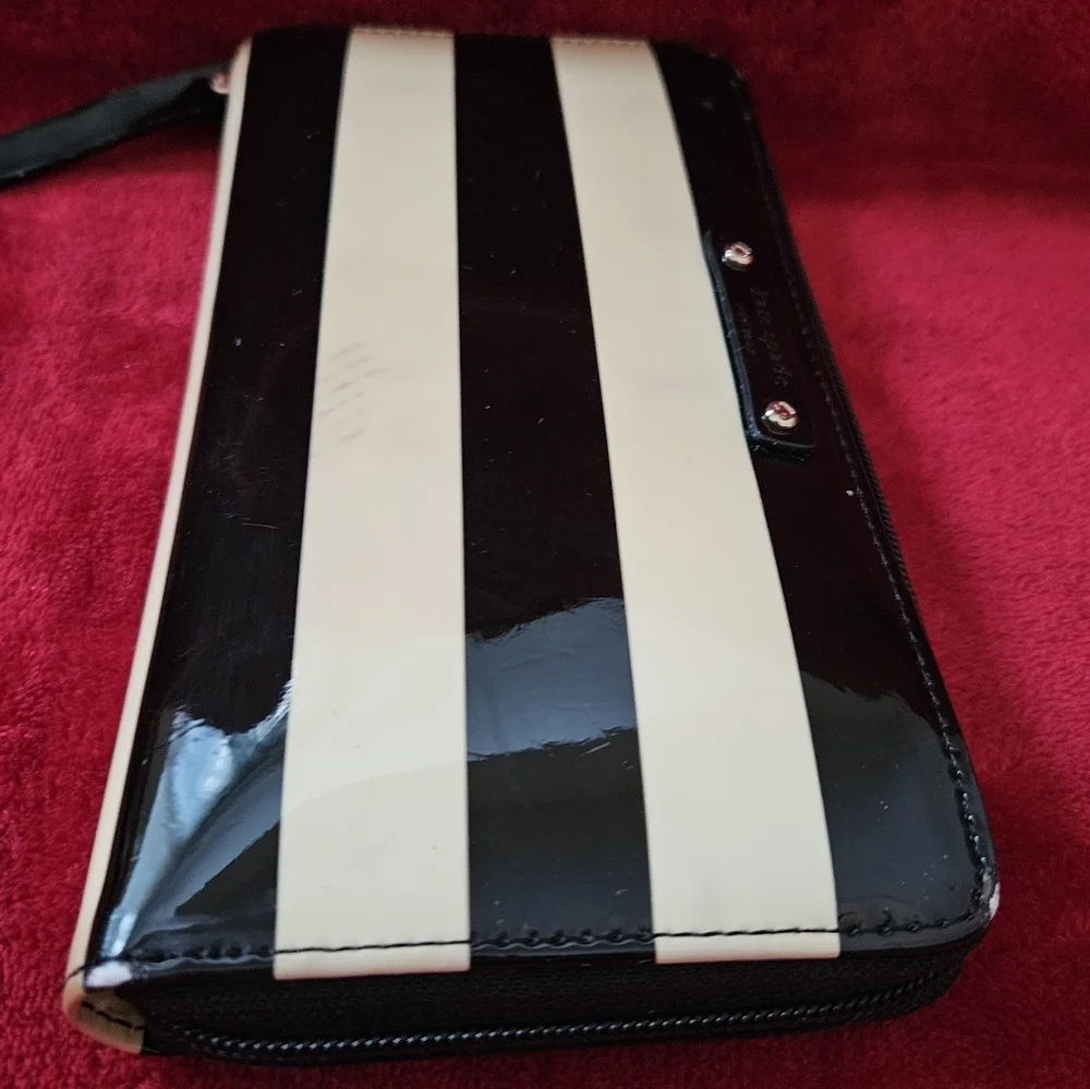 Kate Spade Black and Cream Striped Patent Leather Wallet
